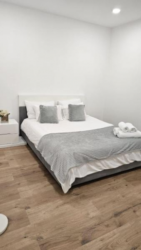 Apartamento T3 em Lisboa/ Queluz